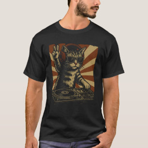 Vintage Tabby Cat Playing Dj for Music Lovers DJ T T-Shirt