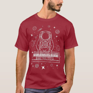 Vintage Techno DJ Analogue Synthesizer Music Synth T-Shirt