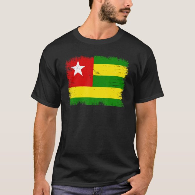 Vintage Togo Flag Togolese Independence Day T-Shirt (Front)