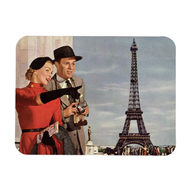 Vintage Tourists at Eiffel Tower, Paris Vacation Magnet (Horizontal)