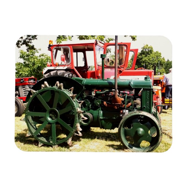 VINTAGE TRACTORS    MAGNET (Horizontal)