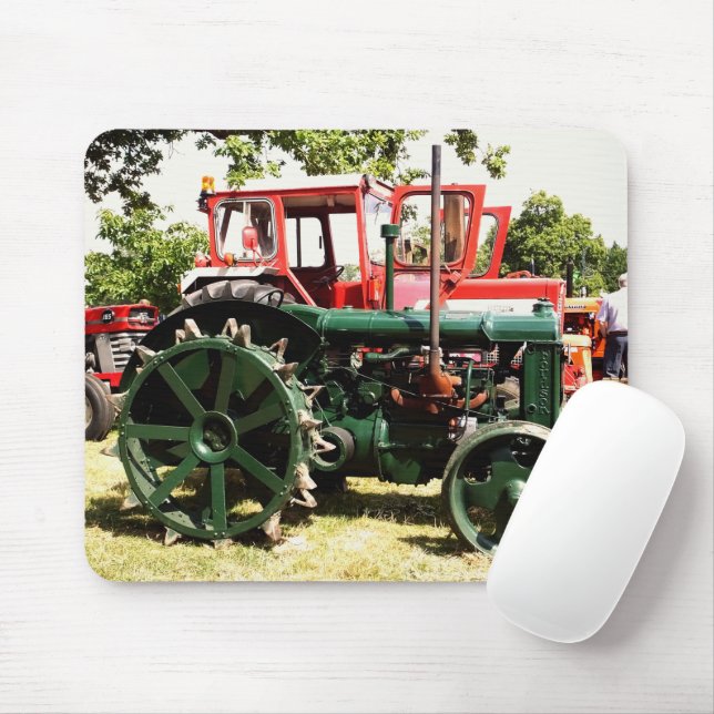 VINTAGE TRACTORS    MOUSE PAD (With Mouse)