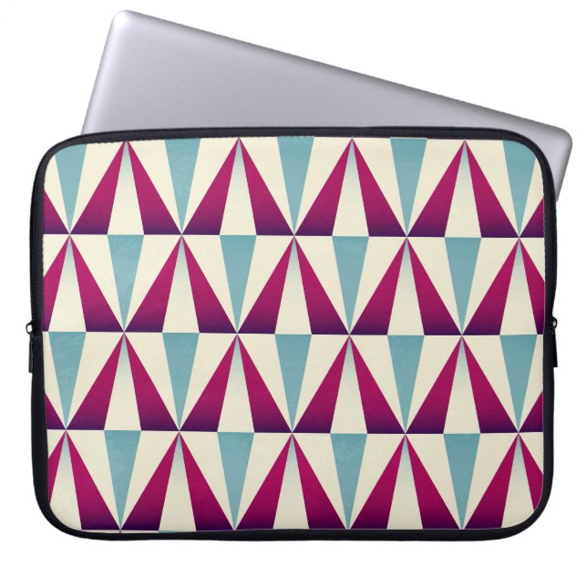 Vintage triangle geometric seamless pattern. laptop sleeve (Front)