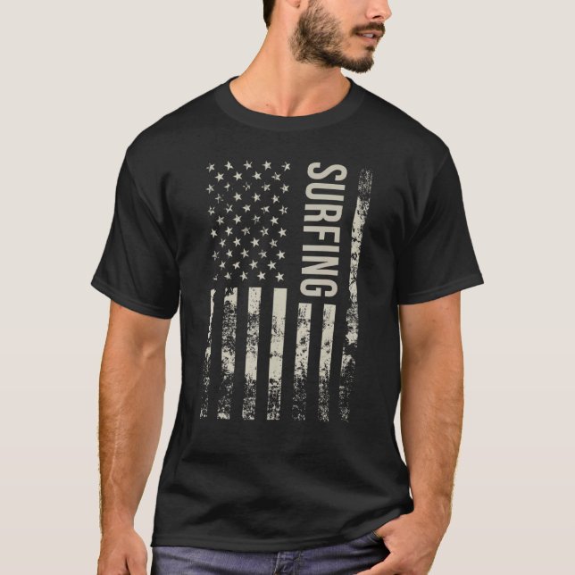 Vintage US American Flag Surfing T-Shirt (Front)