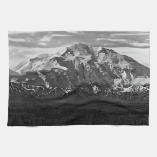 Vintage USA Alaska Mt Mckinley national park 1970 Tea Towel