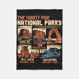 Vintage Utah Mighty Five 5 National Parks Hiking C Fleece Blanket