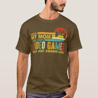 Vintage Valentines day I Love my mum more than vid T-Shirt
