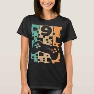 Vintage Video Gamer Level 9 Unlocked 9th Birthday T-Shirt