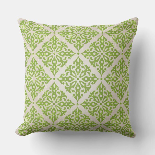 Vintage wallpaper cushion (Front)