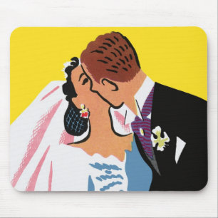 Vintage Wedding, Bride and Groom Newlyweds Kissing Mouse Pad