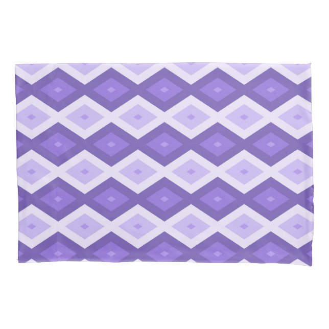 Violet diamond pattern pillowcase (Front)