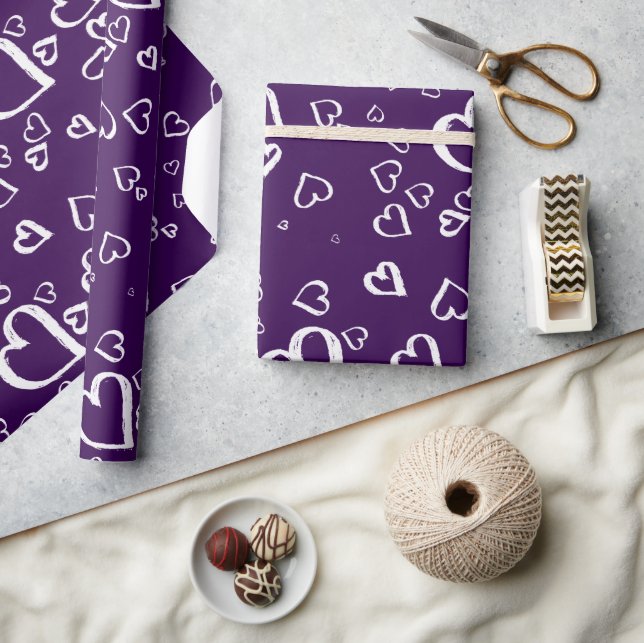 Violet Wrapping Paper with White Hearts (Crafts)