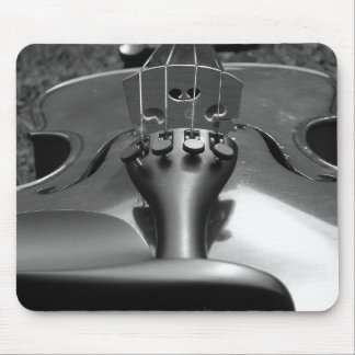 Violin B&W Mouse Pad