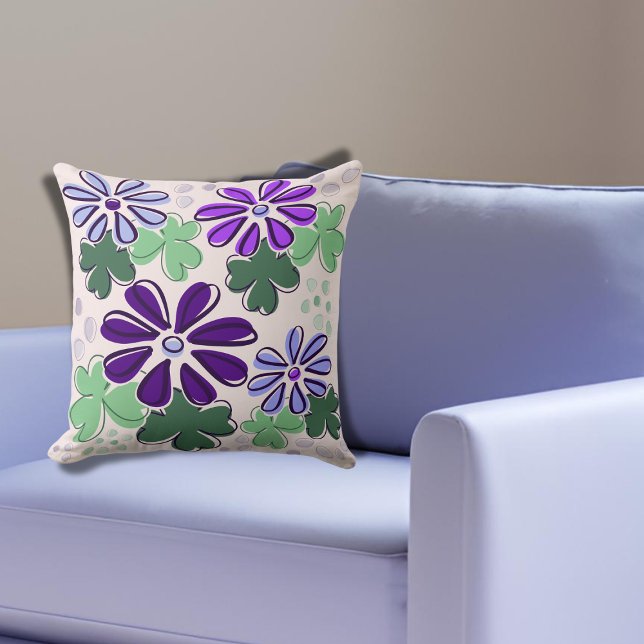 Vivid Green and Purple Clover &amp; Flower Doodle Cushion (Vivid Green and Purple Clover &amp; Flower Doodle Throw Pillow)