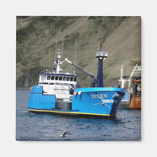 Vixen, Crab Boat in Dutch Harbour, Alaska Magnet (Front)
