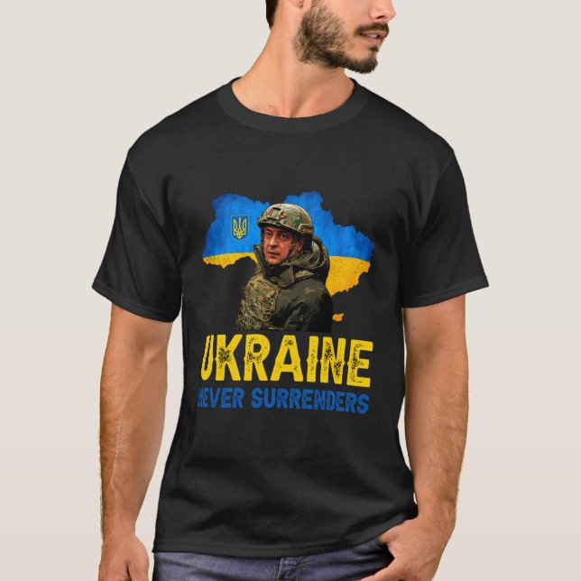 Volodymyr Zelensky Ukraine Never Surrenders Suppor T-Shirt (Front)