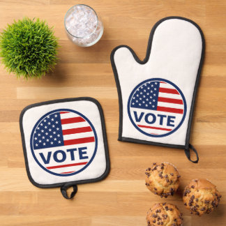 Vote American Round Flag Presidential Election Oven Mitt & Pot Holder Set