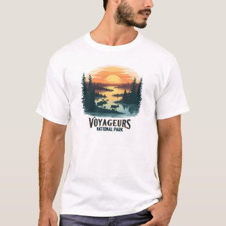 Voyageurs National Park Retro Sunset Moose T-Shirt
