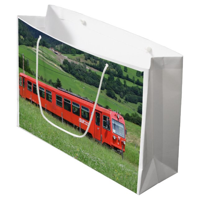 VTs 13 5090.003 Large Gift Bag (Front Angled)