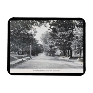 W. Main St., Newark, Delaware Vintage Magnet