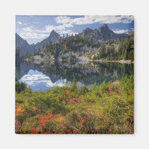 WA, Alpine Lakes Wilderness, Gem Lake, with Magnet