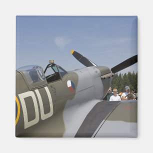 WA, Arlington, Arlington Fly-in, World War II 6 Magnet