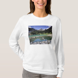 WA, Okanogan NF, Lewis Lake and Black Peak T-Shirt