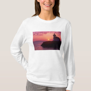 WA, San Juan Island, Lime Kiln Lighthouse, 1919, T-Shirt