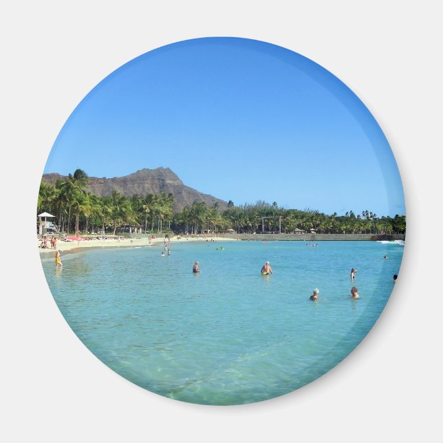 Waikiki Beach and Diamond Head Crater, Hawaii Magnet (Front)