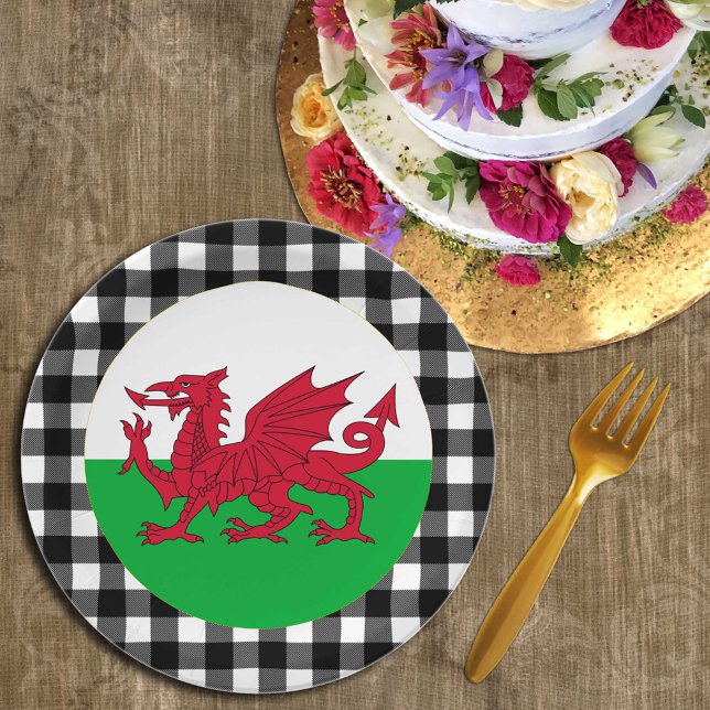 Wales Plate, buffalo plaid & Welsh Flag Paper Plate (Creator Uploaded)