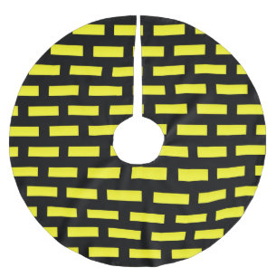 Wall Pattern Black and Yellow Brushed Polyester Tree Skirt