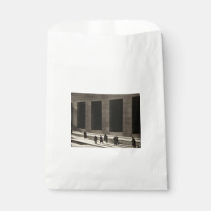 Wall Street (by Paul Strand, 1915) Favour Bag