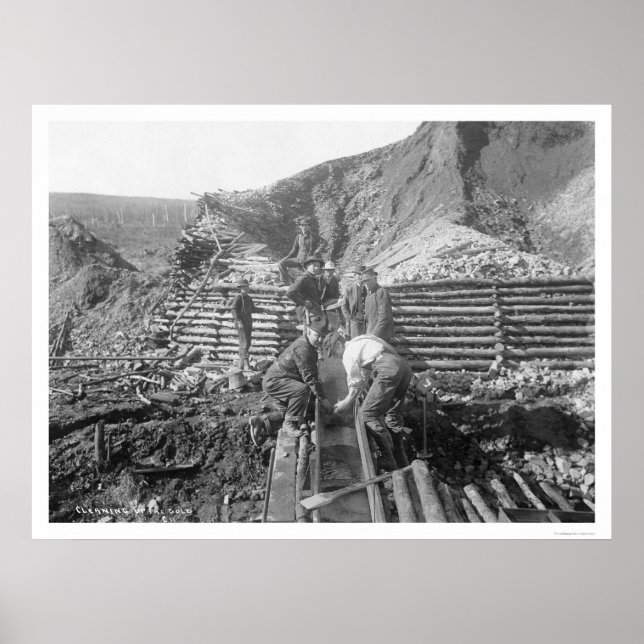 Washing Gold In Alaska 1916 Poster (Front)