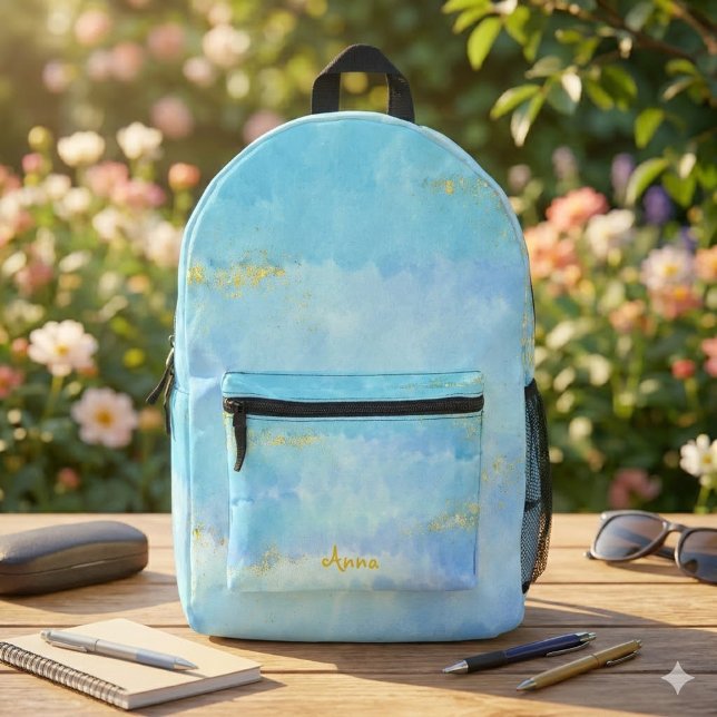 Wasserfarbe blau & Goldglitter Printed Backpack (Rucksack im Himmelblauen Wasserfarben-Design und Goldglitter Effekt. Personalisierbar mit Name.)
