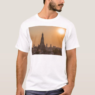 Wat Arun Temple bangkok Thailand at sunset T-Shirt