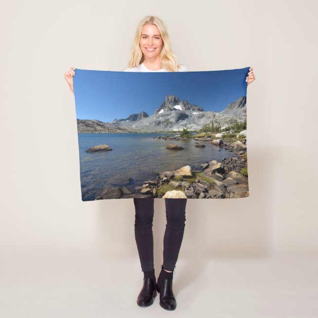 Water | Banner Peak Thousand Island Lake Fleece Blanket (In Situ)