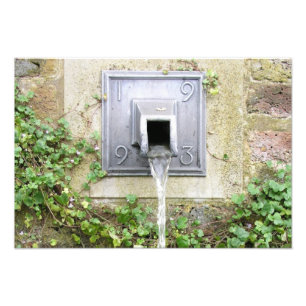 Water fountain photo print
