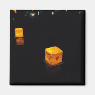 Water lantern magnet