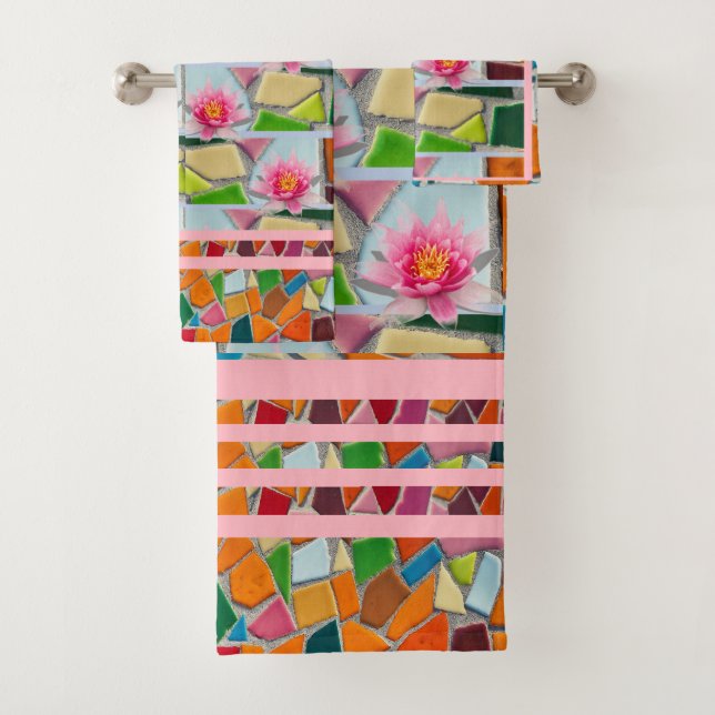 Water Lily  Light Pink w/ Mosaic Pattern Bath Towel Set (Insitu)