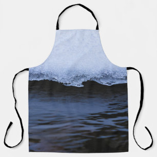 WATER WAVES ON THE SHORE APRON