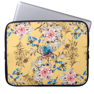 Watercolor hand drawn seamless pattern with beauti laptop sleeve