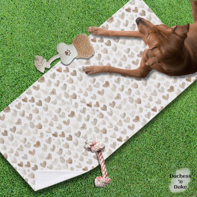 Watercolor Heart Pattern Soft Beige Pet Towel (Watercolor Heart Pattern Soft Beige Pet Towel)