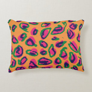 Watercolor leopard animal print illustration patte decorative cushion