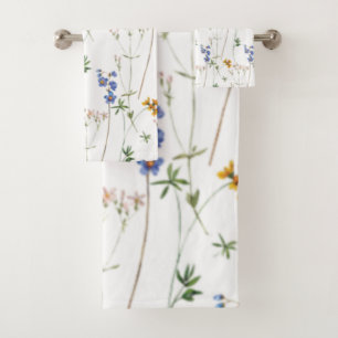 Watercolor Meadow Seamless Pattern Bath Towel Set