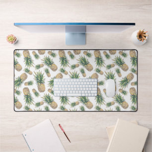 Watercolor Pineapple Pattern 2 Desk Mat