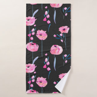 Watercolor pink poppies and floral branches seamle bath towel