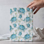 Watercolor Sea Turtle Beach Christmas Medium Gift Bag<br><div class="desc">Tropical style gift bag features a replica of my original hand painted watercolor sea turtles and Christmas botanicals on a crisp white background. These gift bags coordinates beautifully with Do Tell A Belle's Christmas Sea Turtle suite. Stylish and cute, they are perfect for beach Christmas gifts. Small orders and bulk...</div>
