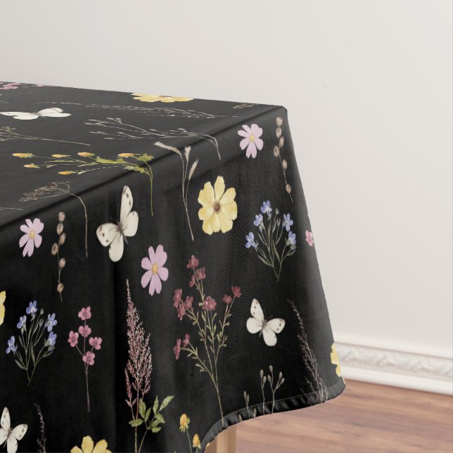Watercolor Spring Wildflowers Pattern Tablecloth (In Situ)