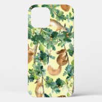 Watercolor squirrels, oak seamless pattern.