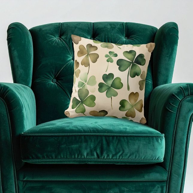 \Watercolor St Patricks Day Shamrock Cushion (Creator Uploaded)